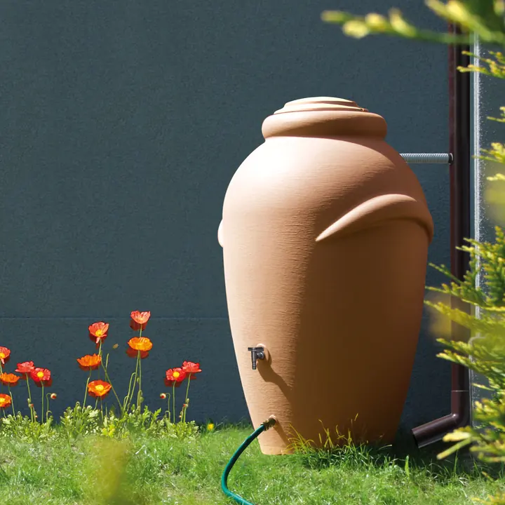 Regentonne Amphore BOLOGNA 360 L terracotta inkl. Hahn von Prosperplast